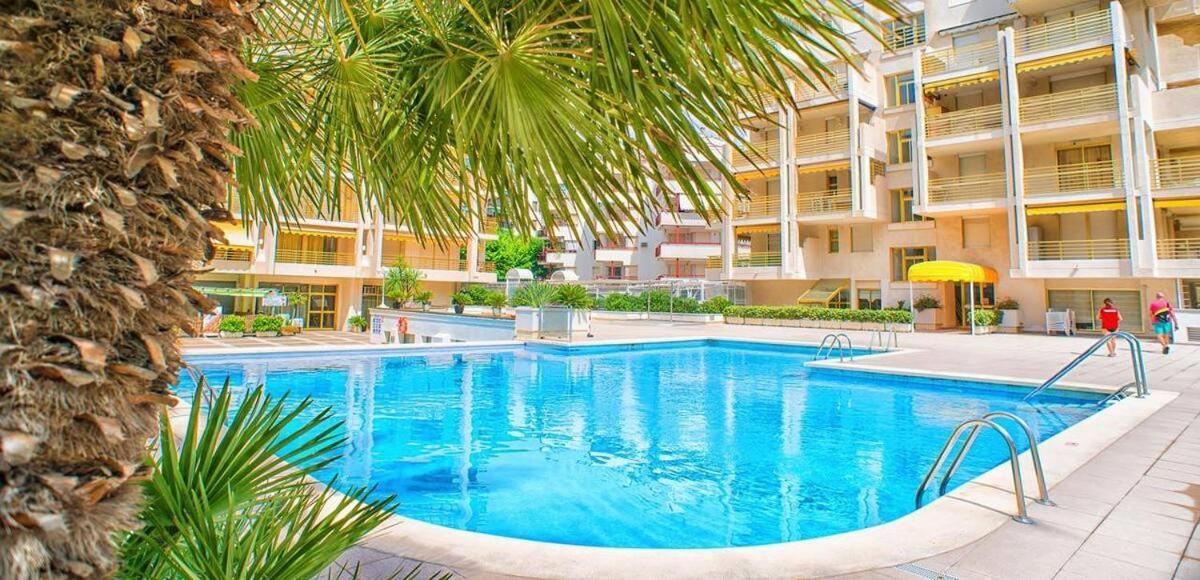 SALOU ,Novelty, primera línea del mar Salou Exterior foto